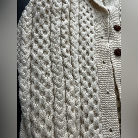 Hand Knit Wool Cable Knit Cardigan Sweater Medium Shawl Collar Cottagecore - Picture 8 of 13